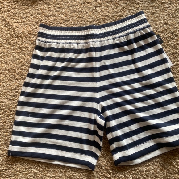 Gap × SmileyWorld® Kids 100% Recycled PJ Shorts Set - Picture 5 of 7